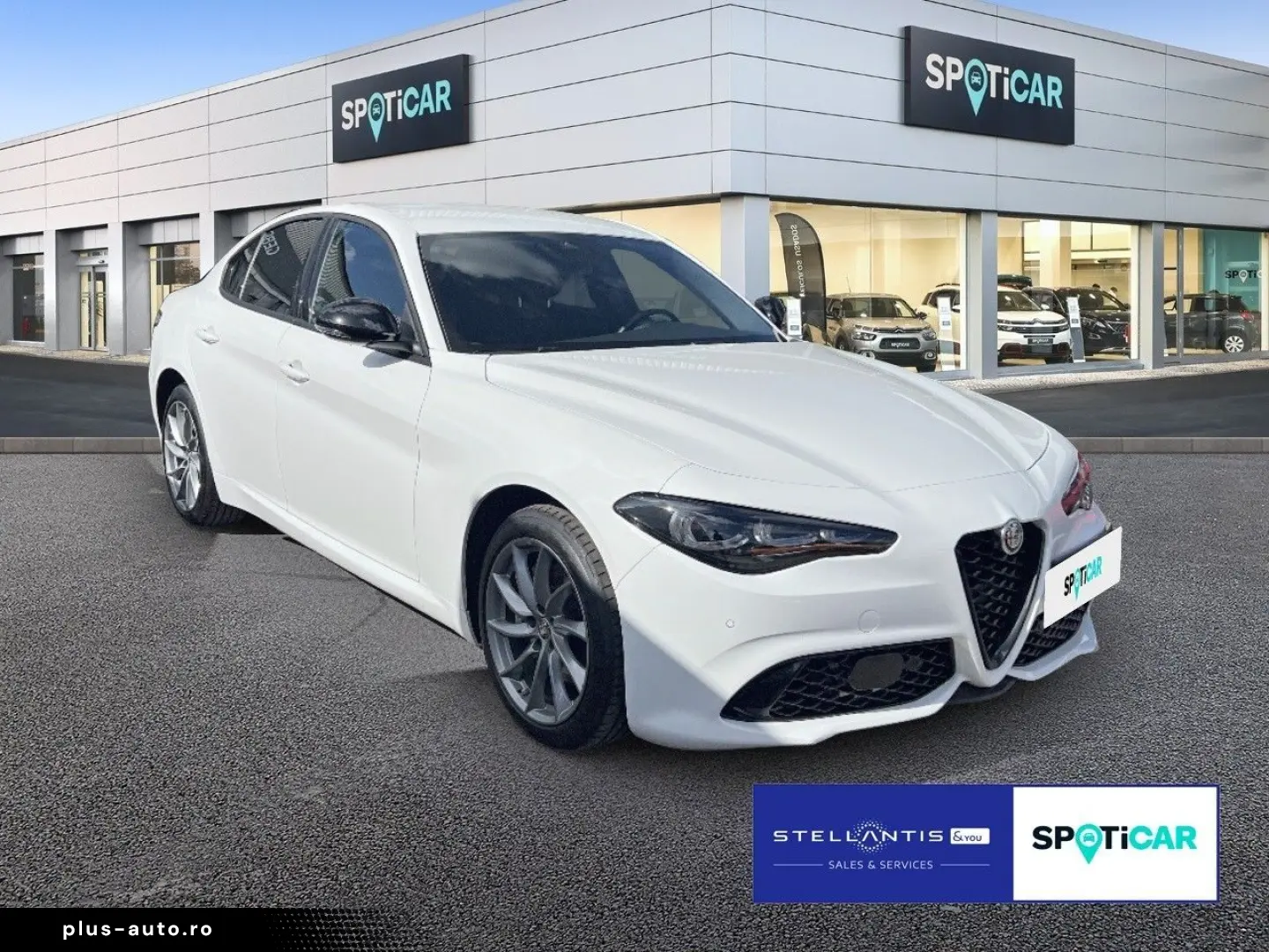 ALFA ROMEO Giulia Sprint Q4 ACC CarPlay KAM SHZ LED Keyless