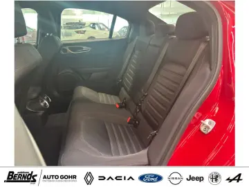 ALFA ROMEO Giulia 2.0 Turbo 16V AT8-Q4 Sprint