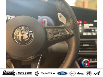 ALFA ROMEO Giulia 2.0 Turbo 16V AT8-Q4 Sprint