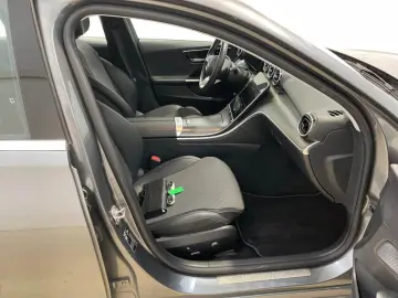 MERCEDES-BENZ C 200 d Avantgarde Key LED Lane Navi