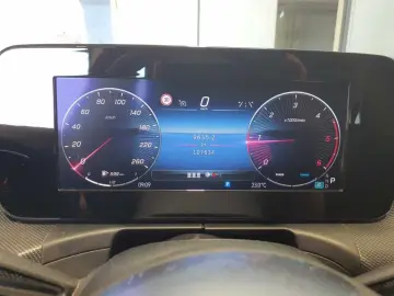 MERCEDES-BENZ C 200 d Avantgarde Key LED Lane Navi