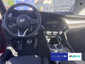 ALFA ROMEO Giulia 2.0 Veloce Q4 ACC SHZ NAVI