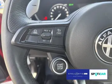 ALFA ROMEO Giulia 2.0 Veloce Q4 ACC SHZ NAVI