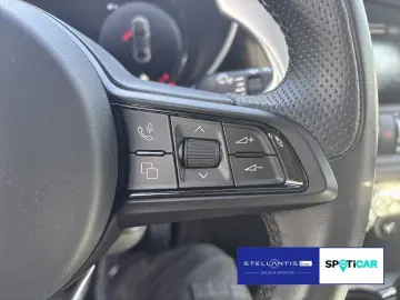 ALFA ROMEO Giulia 2.0 Veloce Q4 ACC SHZ NAVI