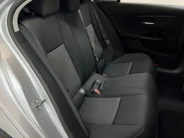 MERCEDES-BENZ C 200 d Avantgarde 9G-TRONIC