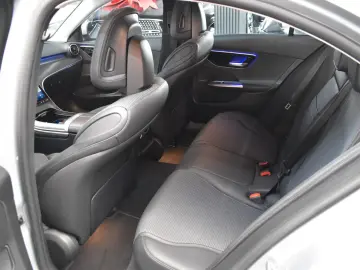 MERCEDES-BENZ C 180 Lim. AVANTGARDE LED