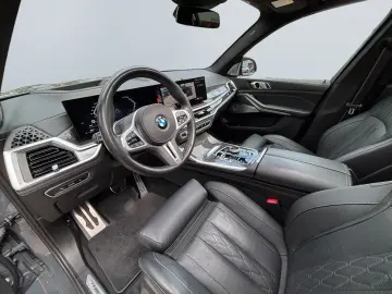 BMW X7 M60 i xDr M Sport Pro  B&W PanoSky StHz Softc