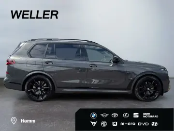 BMW X7 M60 i xDr M Sport Pro  B&W PanoSky StHz Softc