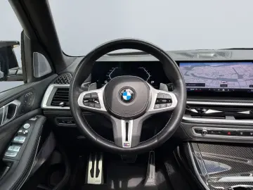 BMW X7 M60 i xDr M Sport Pro  B&W PanoSky StHz Softc