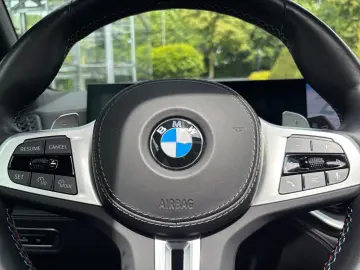 BMW X7 M60 i xDr M Sport Pro  B&W PanoSky StHz Softc