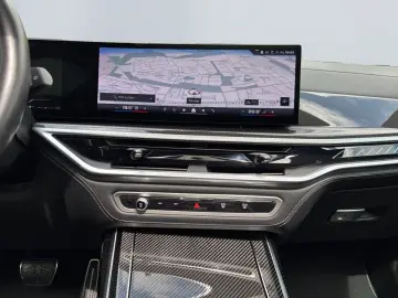 BMW X7 M60 i xDr M Sport Pro  B&W PanoSky StHz Softc