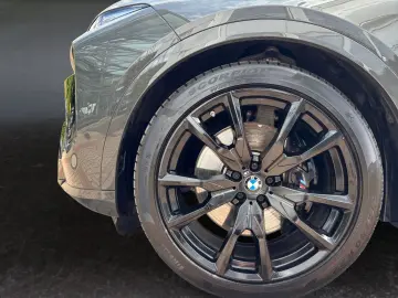 BMW X7 M60 i xDr M Sport Pro  B&W PanoSky StHz Softc