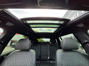 BMW X7 M60 i xDr M Sport Pro  B&W PanoSky StHz Softc