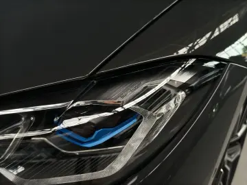 BMW M440i xDrive Coupe Laser HUD ParkAss  Komfortzg