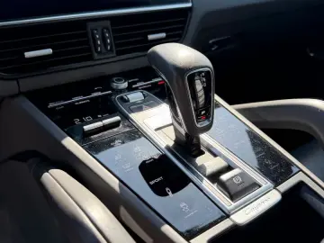 Porsche Cayenne S   Matrix LED   PANO    21    AHK