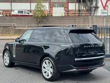 LAND ROVER Range Rover 4.4 P530 Long Autobio. Pano Head Up