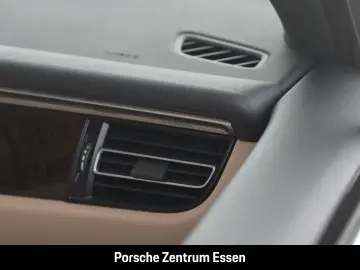 PORSCHE Macan S   Memory Sitze Sitzheizung Spurwechselas
