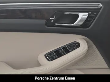 PORSCHE Macan S   Memory Sitze Sitzheizung Spurwechselas