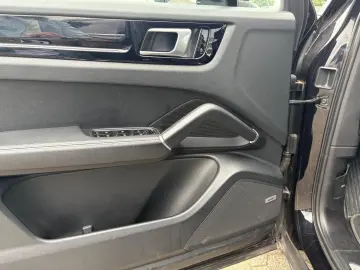 Porsche Cayenne 3.0 V6 340 CP   PANO