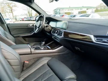 BMW X5 xDrive40i M-Paket Laser Navi