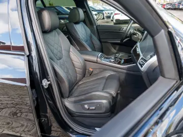BMW X5 xDrive40i M-Paket Laser Navi