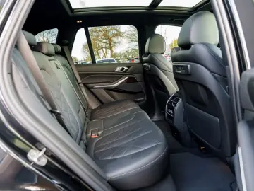 BMW X5 xDrive40i M-Paket Laser Navi