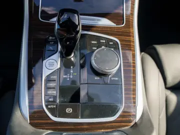 BMW X5 xDrive40i M-Paket Laser Navi