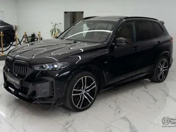 BMW X5 xDrive50e hybrid M-Performance bodykit!