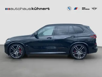 BMW X5 xDrive30d    M-Sport