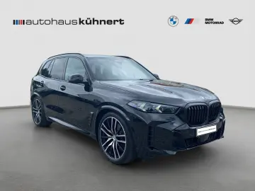 BMW X5 xDrive30d    M-Sport