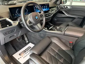 BMW X5 30d xD  M-PAKET INDIVIDUAL HUD PANO 7-SITZE