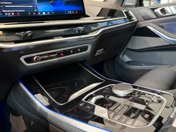 BMW X5 30d xD  M-PAKET INDIVIDUAL HUD PANO 7-SITZE