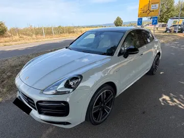 Porsche Cayenne Coupé E-Hybrid Platinum Edition