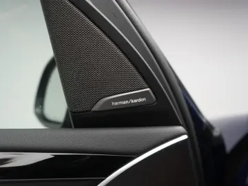 BMW X3 30e xDrive  Kamera HUD H&K