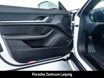 PORSCHE Taycan 4 SportDesign HD-Matrix