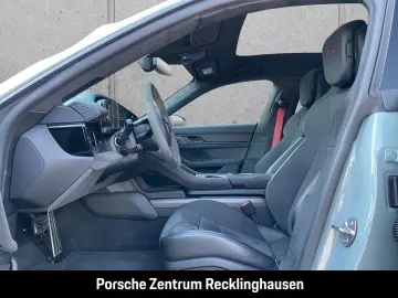 PORSCHE Taycan GTS Active-Ride