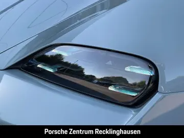 PORSCHE Taycan GTS Active-Ride