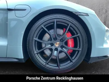 PORSCHE Taycan GTS Active-Ride