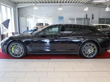 PORSCHE Panamera Sport Turismo 4 S E-Hybrid Panorama