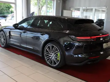 PORSCHE Panamera Sport Turismo 4 S E-Hybrid Panorama