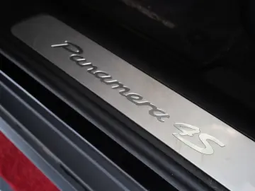 PORSCHE Panamera Sport Turismo 4 S E-Hybrid Panorama
