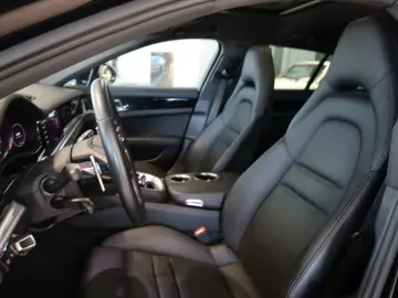 PORSCHE Panamera Sport Turismo 4 S E-Hybrid Panorama