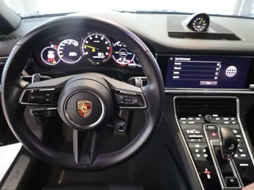 PORSCHE Panamera Sport Turismo 4 S E-Hybrid Panorama