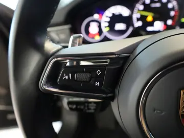 PORSCHE Panamera Sport Turismo 4 S E-Hybrid Panorama