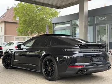 PORSCHE Panamera 4  SPORT DESIGN MASSAGE