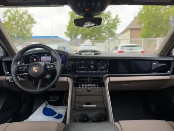 PORSCHE Panamera 4  SPORT DESIGN MASSAGE