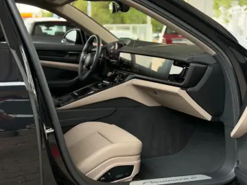 PORSCHE Panamera 4  SPORT DESIGN MASSAGE