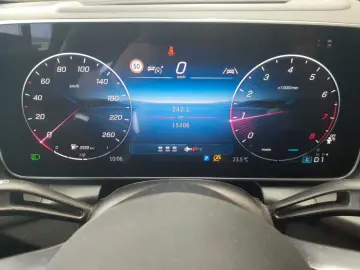 MERCEDES-BENZ GLC 300 4M-AMG Advanced Premium  Pano