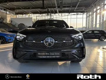 MERCEDES-BENZ GLC 300 AMG Pano AHK Night Winterp Dig…