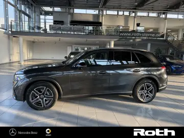 MERCEDES-BENZ GLC 300 AMG Pano AHK Night Winterp Dig…